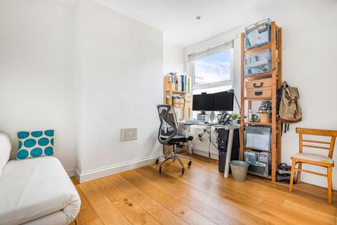 51 Charlmont Road, London, SW17 9AH