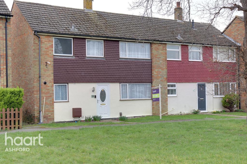 Cleves Way, Ashford 3 bed end of terrace house £230,000