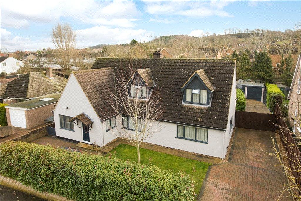 Hurst Grove, Lidlington, Bedfordshire, MK43 4 bed detached house £585,000