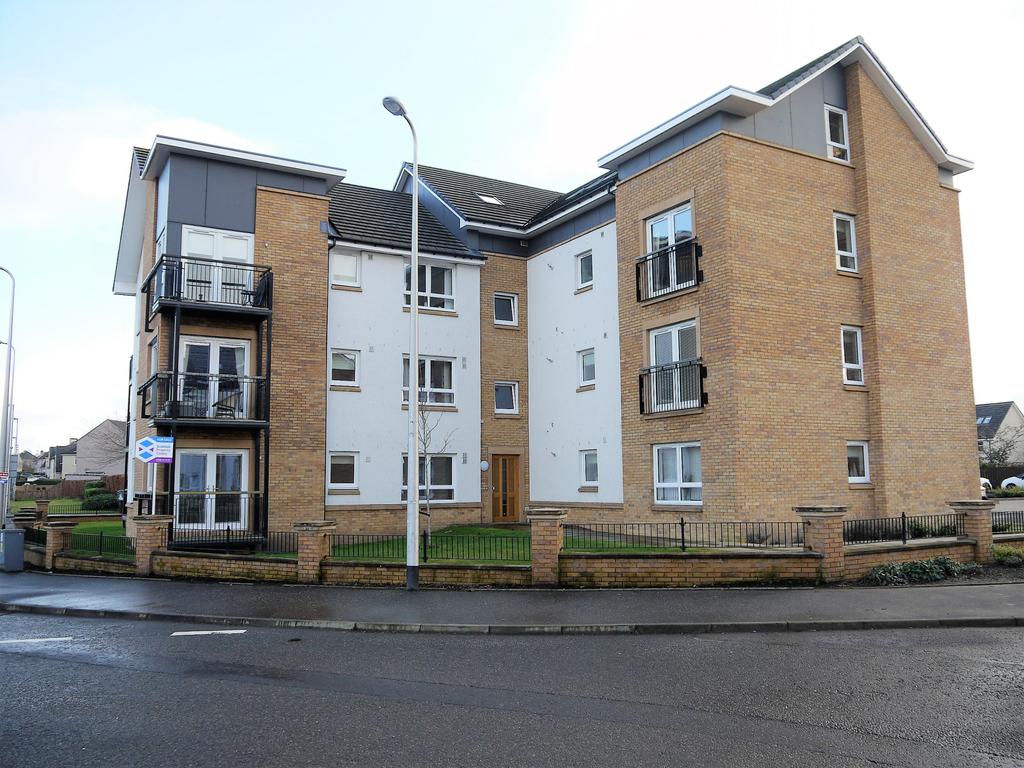 Latimer Court, Lanarkshire, ML1 2 bed apartment £140,000