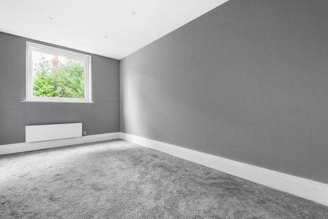 15, St Andrews Court Cardwell Crescent, Ascot, SL5 9BY
