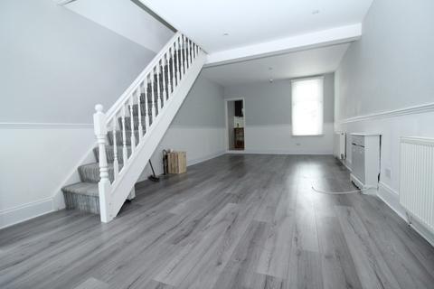 63 May Road, Gillingham, ME7 5UU