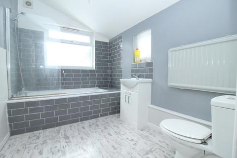 63 May Road, Gillingham, ME7 5UU