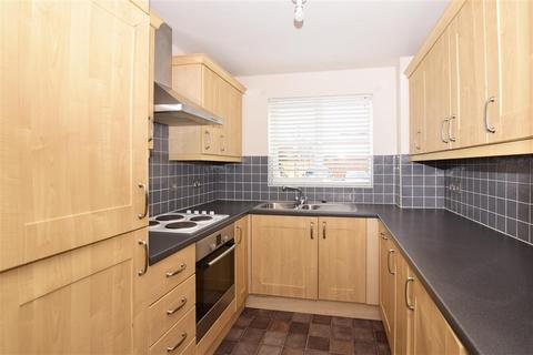 12 Green Close, Whitfield, Dover, CT16 2FD