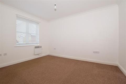 12 Green Close, Whitfield, Dover, CT16 2FD