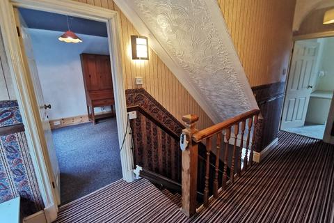 32 Uplands Road, Pontardawe, Swansea, SA8 4AH