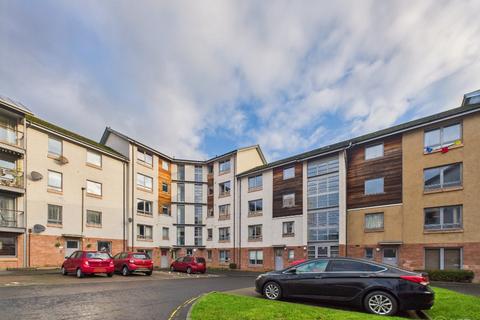 2 bedroom flat to rent, St Triduanas Rest, Restalrig, Edinburgh, EH7