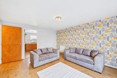 2 bedroom flat to rent, St Triduanas Rest, Restalrig, Edinburgh, EH7