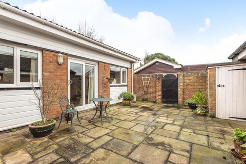 21 Edgeborough Way, Bromley, BR1 2UA