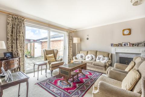 21 Edgeborough Way, Bromley, BR1 2UA