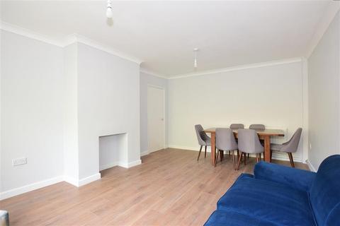 6 Valley View, Greenhithe, DA9 9LU
