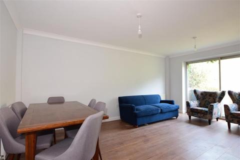 6 Valley View, Greenhithe, DA9 9LU