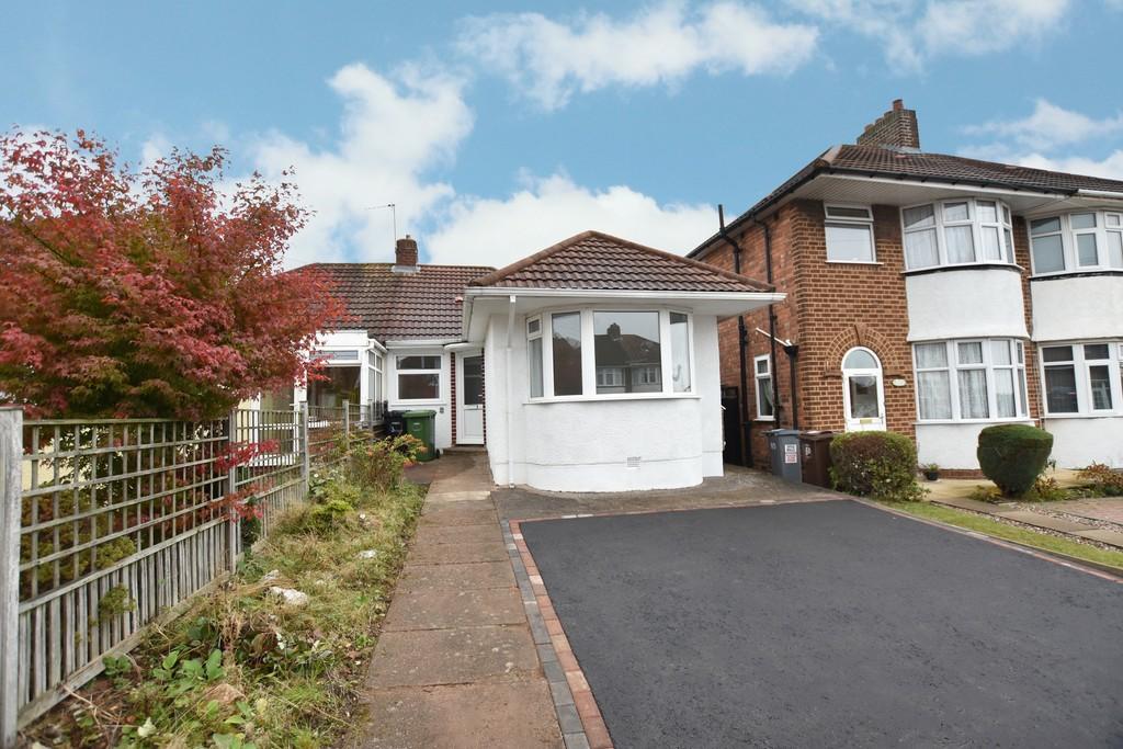 Marcot Road, Solihull 3 bed semidetached bungalow £950 pcm (£219 pw)