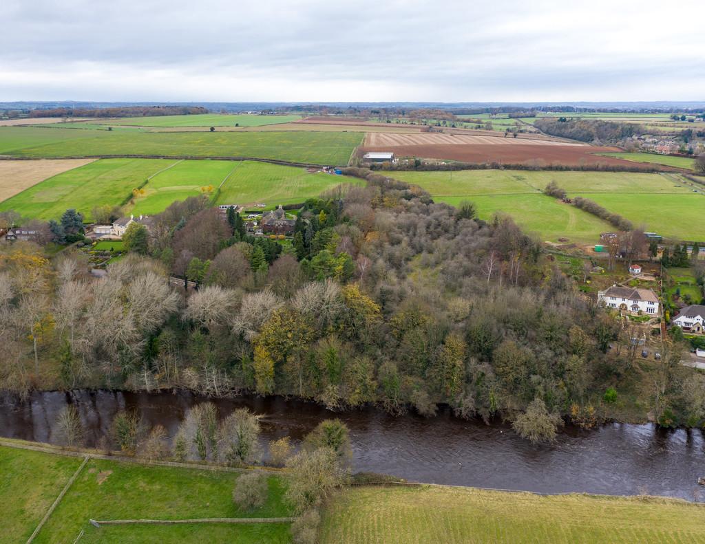 Linton Common, Linton, Wetherby LS22 4JD Land £150,000