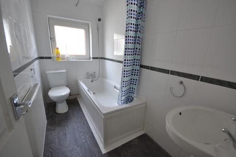 2 bedroom semi-detached house to rent, Liverpool Road, Newcastle under lyme