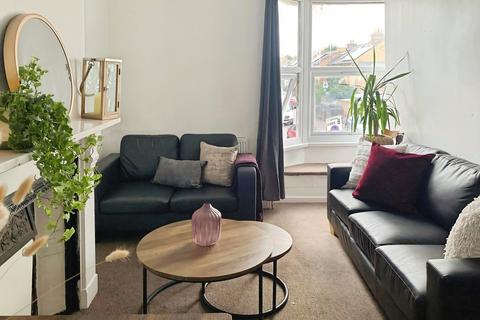 4 bedroom flat to rent, Magdalen Road, Oxford