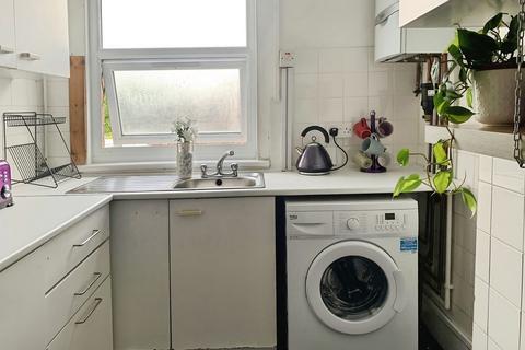 4 bedroom flat to rent, Magdalen Road, Oxford