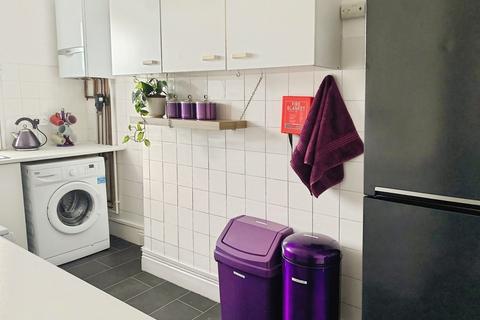 4 bedroom flat to rent, Magdalen Road, Oxford