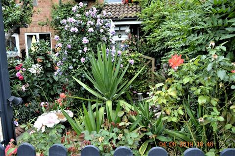 55 Meadowbrook Close, Colnbrook, Slough, SL3 0PA