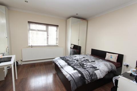 undefined, Rayners Lane, Pinner