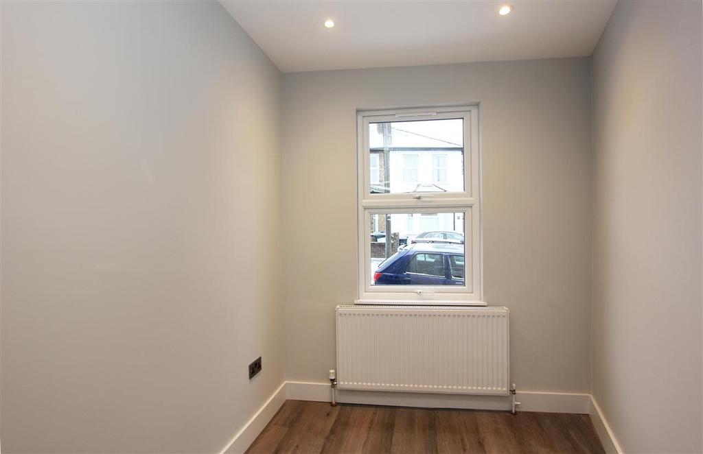 Study / Bedroom 4
