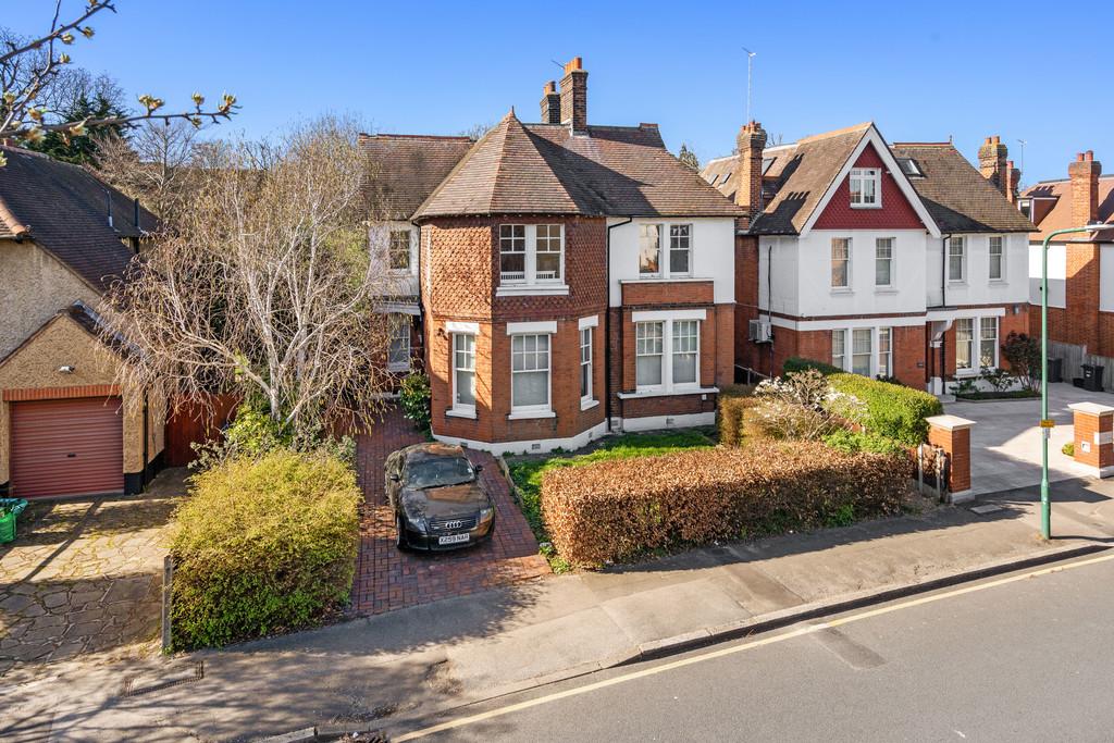Grove Park, Wanstead 5 bed detached house £2,300,000