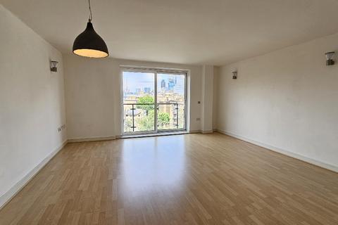 2 bedroom apartment to rent, Long Lane, London, South East London