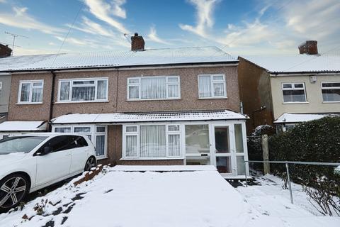 40 Ashvale Gardens, Romford, RM5 3QA
