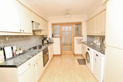10 Elm Close, Romford, RM7 8HP
