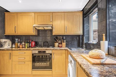 31 Wontford Road, Purley, CR8 4BE