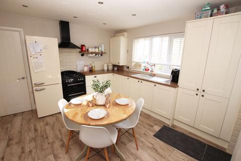 37 Seed Close Lane, Laceby, Grimsby, DN37 7AE