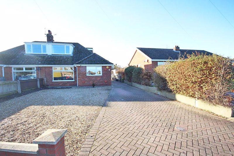LOUTH ROAD, HOLTON LE CLAY 3 bed semidetached house £184,950