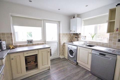 59 Louth Road, Holton Le Clay, Grimsby, DN36 5EA