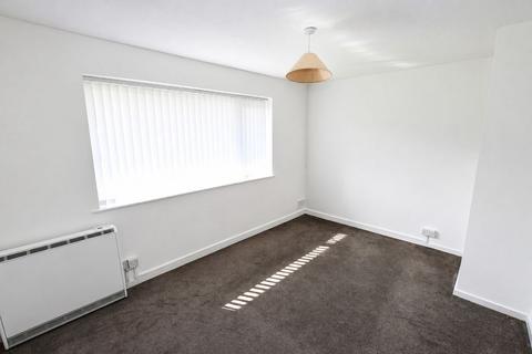 2 bedroom apartment to rent, 3 Milstead Close, Vinters Park