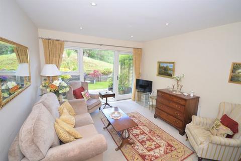 2 bedroom retirement property for sale, Wispers Lane, Haslemere