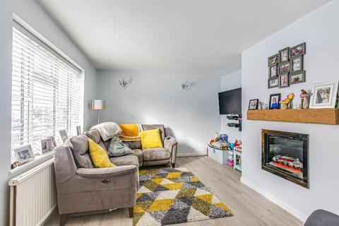 12 Kings Walk, South Croydon, CR2 9BS