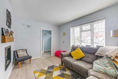 12 Kings Walk, South Croydon, CR2 9BS