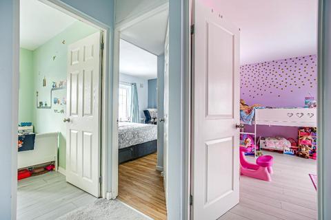 12 Kings Walk, South Croydon, CR2 9BS