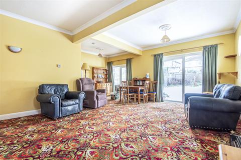 23 Preston Drive, Epsom, KT19 0AD