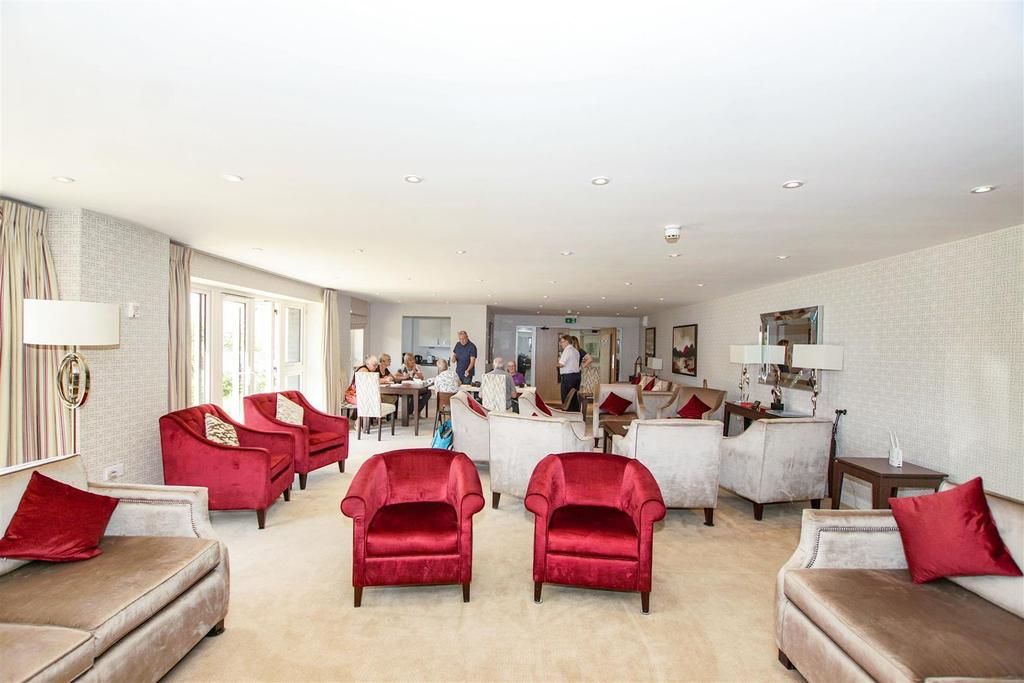 Homeowners Lounge