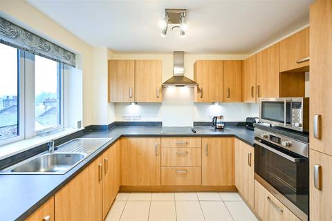 2 bedroom apartment for sale, Williamson Court, 142 Greaves Road, Lancaster, LA1 4AR