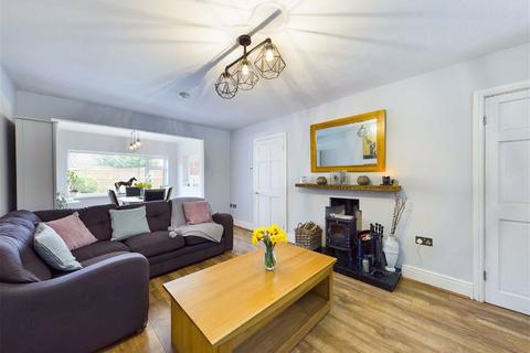 15 Orchard Rise, Tibberton, Gloucester, GL19 3AT