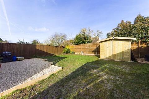 15 Orchard Rise, Tibberton, Gloucester, GL19 3AT