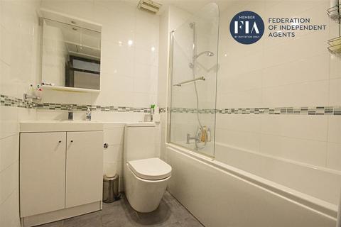 20 Wyke Close, Isleworth, TW7 5PE