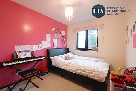 20 Wyke Close, Isleworth, TW7 5PE