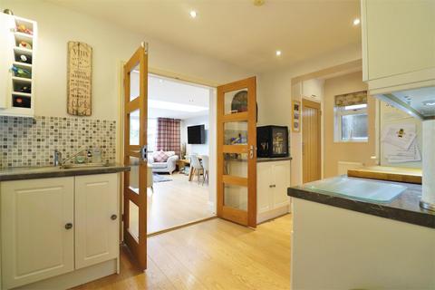 61 Ingleton Avenue, Welling, DA16 2JY