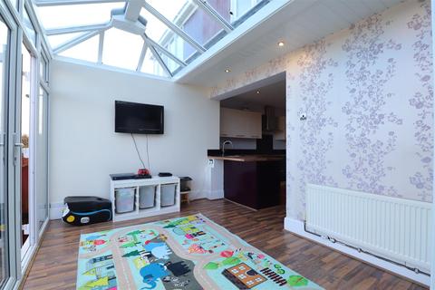 33 Taunton Close, Bexleyheath, DA7 6NN
