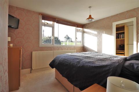33 Taunton Close, Bexleyheath, DA7 6NN