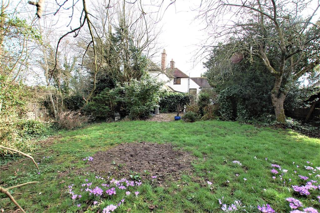 Old Rectory Drive, Hatfield 3 bed detached house £600,000