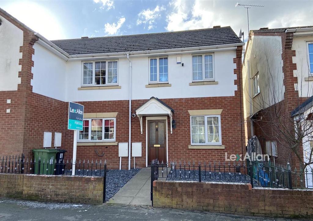 Fenton Street, Brierley Hill 3 bed semidetached house £175,000